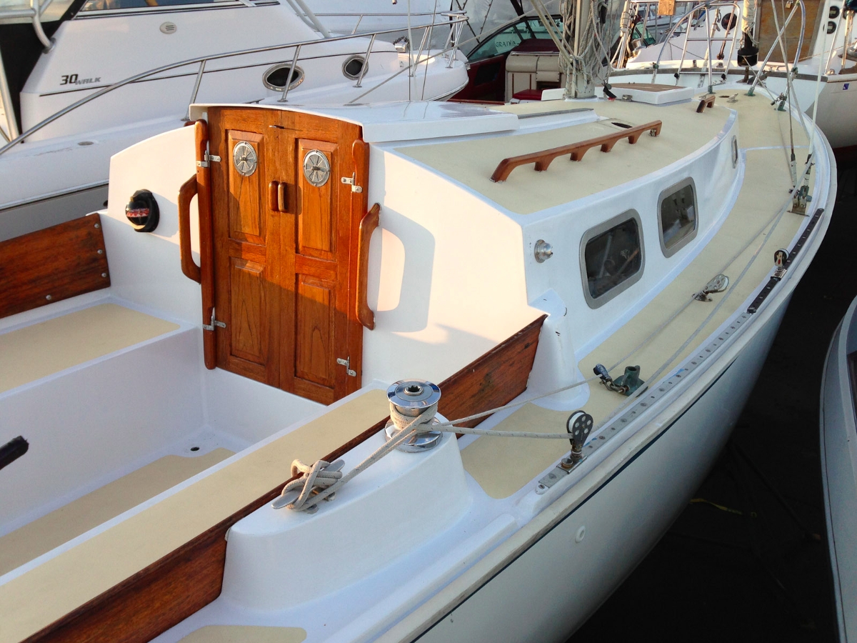 Bristol 24 gallery image with filename: bristol24-ollyhamm-starboard.jpg