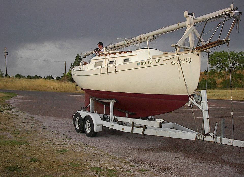 Flicka 20 gallery image with filename: flicka20-seahorse-trailer.jpg