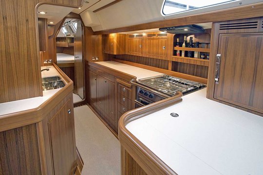 Hallberg-Rassy 48 Mk II interior