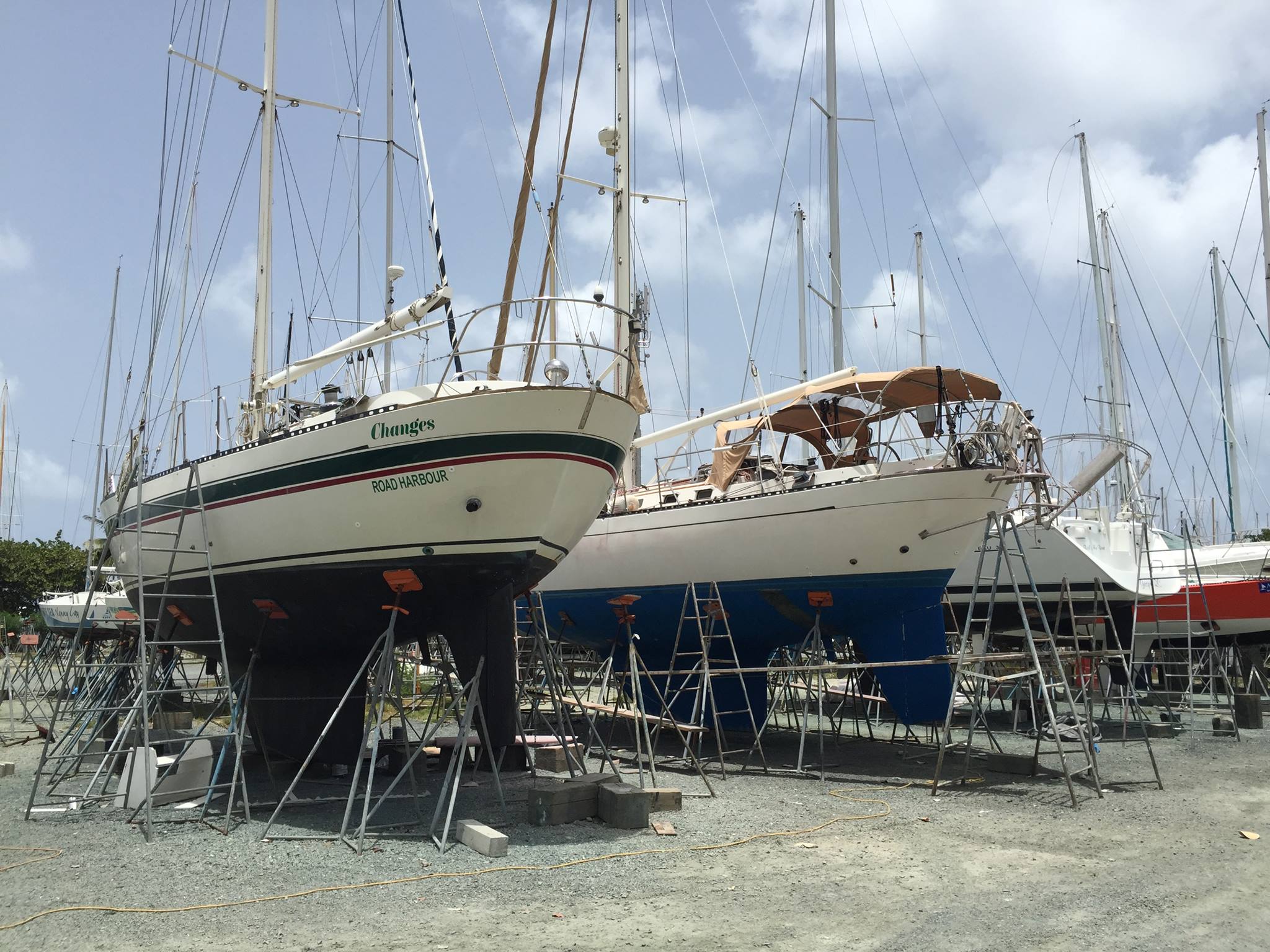 Lafitte 44 gallery image with filename: lafitte44-hulls11and53.jpg