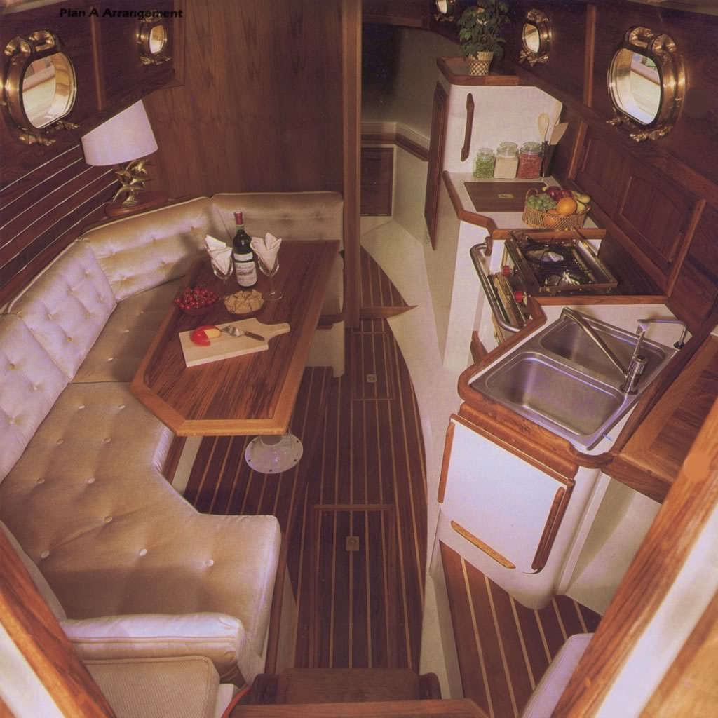 Pacific Seacraft Orion 27 gallery image with filename: pacificseacraftorion27-brochure-interior-a.jpg